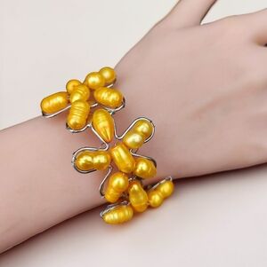 Vintage Artisan Made Pearl Flower Bracelet